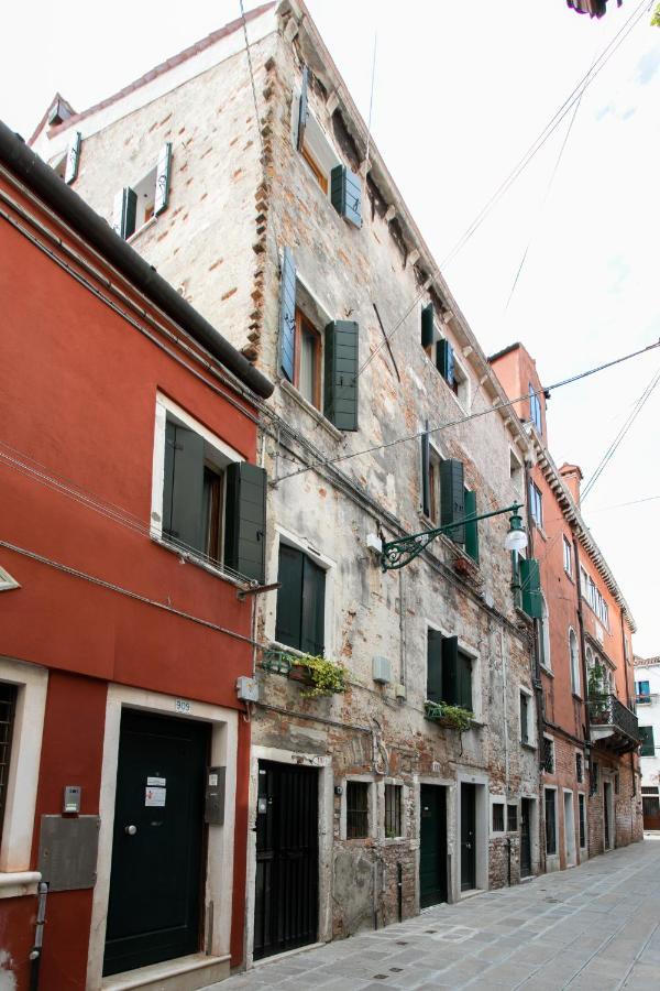 Biennale Gallery Loft * Wenecja